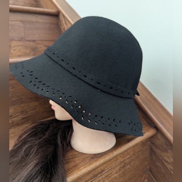 Adora Women's Black Wool Hat, Adjustable Drawstring Bow Summer Beach One Size - Picture 4 of 7